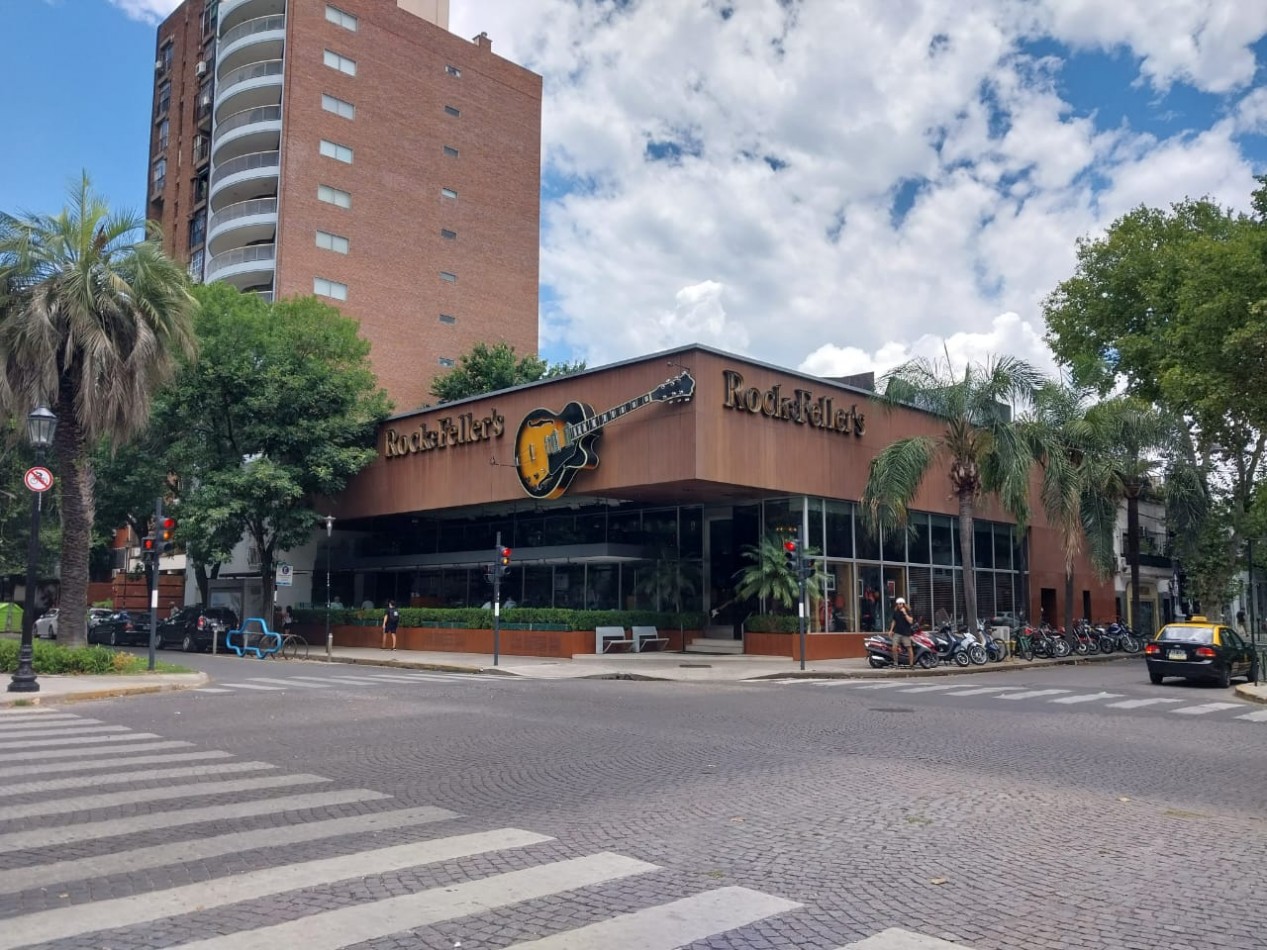 Departamento 1 dormitorio contrafrente con cochera reciclado bajas expensas excelente entorno