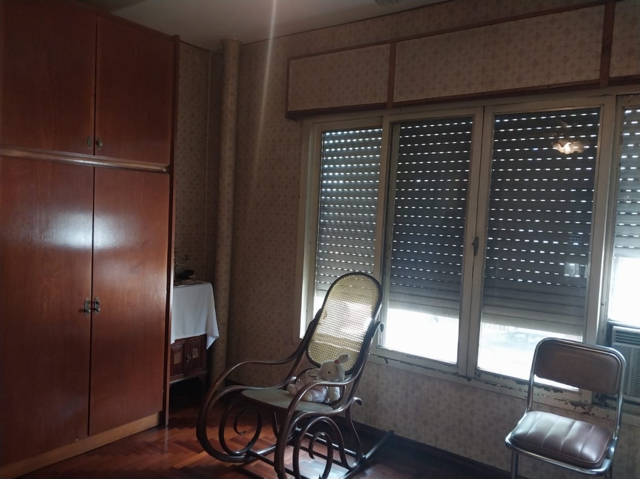 2 Casas en un amplio terreno cochera semicubierta se acepta permuta por propiedades en un 70% 