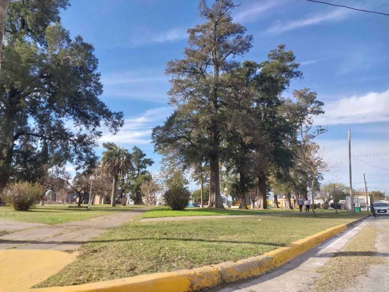 2 LOTES DE TERRENO JUNTOS O SEPARADOS 550 M2 EXCELENTE UBICACION CENTRICA SE ESCUCHAN OFERTAS