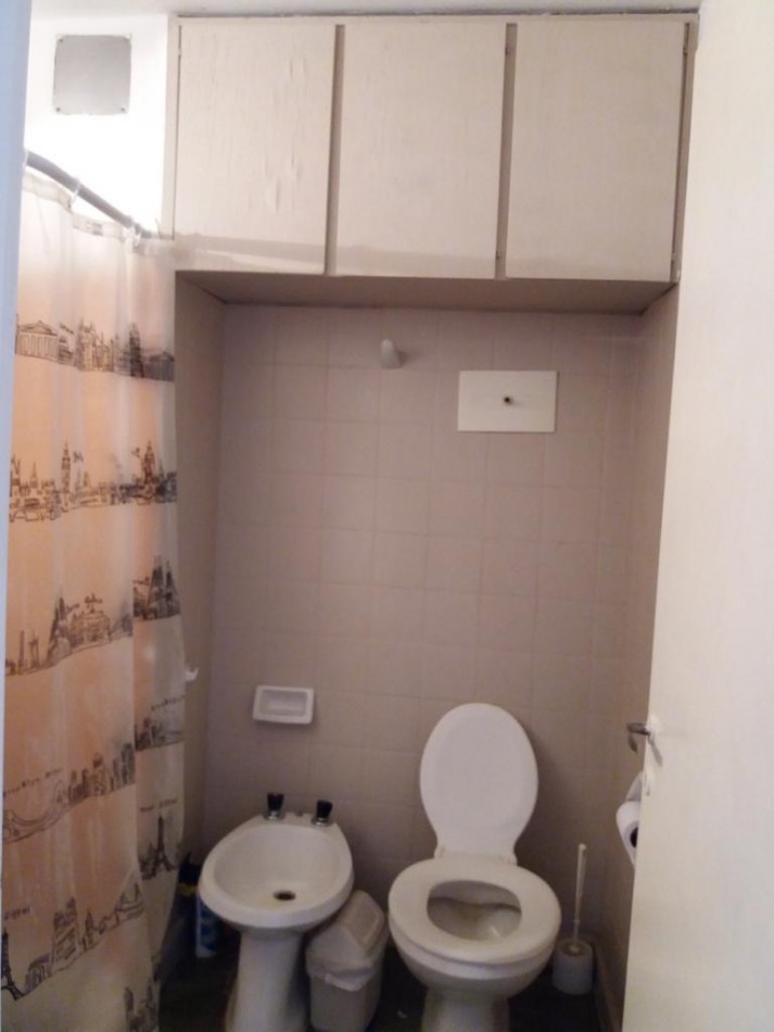 Departamento 1 dormitorio piso 8 al frente  situado en inmejorable zona oportunidad