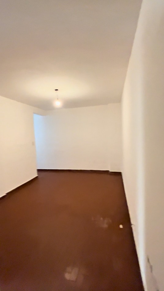 Departamento 2 Dormitorios - Guemes 2036 1° piso con patio a metros del Rio y Boulevares