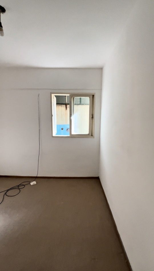 Departamento 2 Dormitorios - Guemes 2036 1° piso con patio a metros del Rio y Boulevares