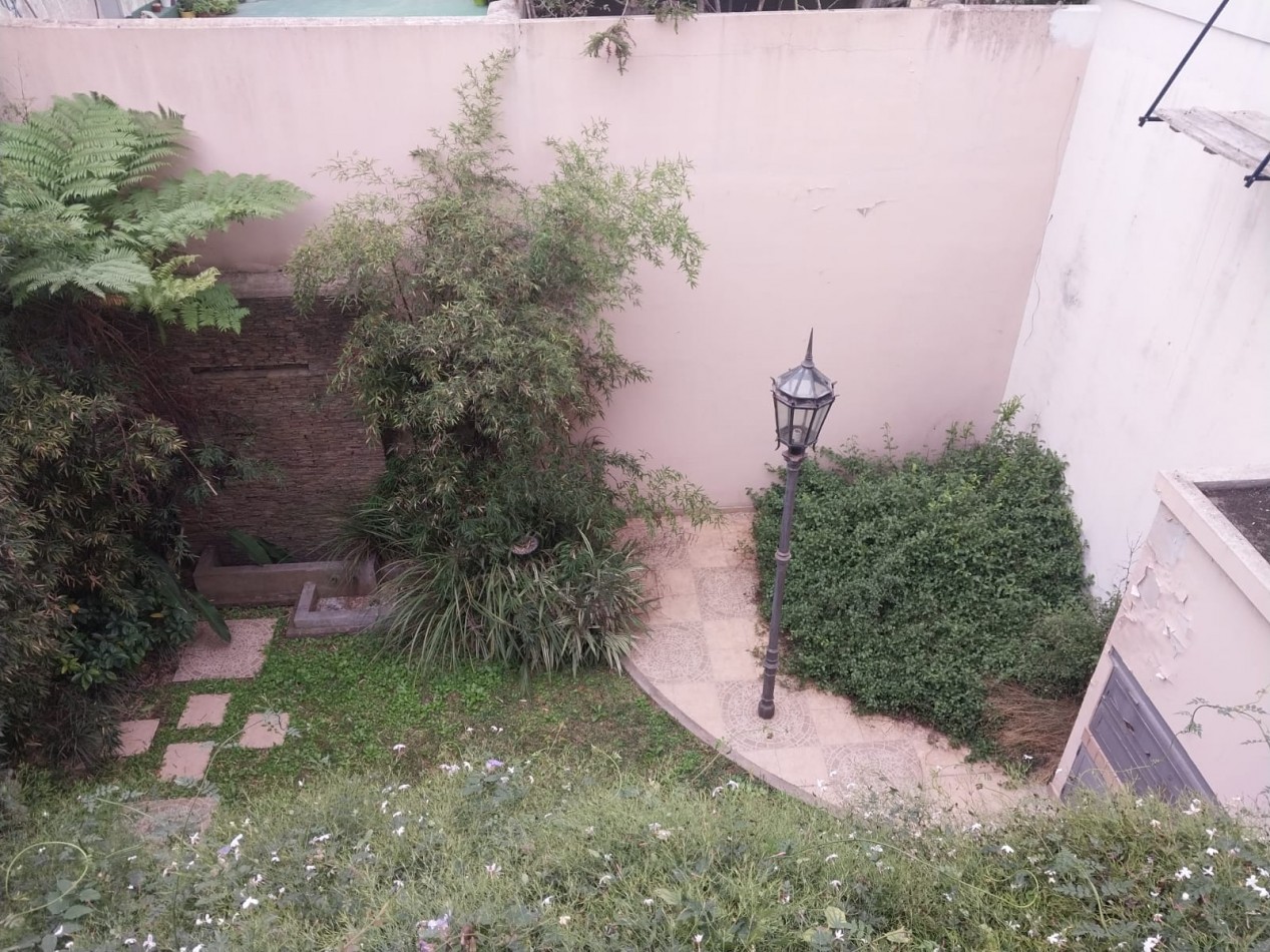 PROPIEDAD EN 2 PLANTAS  / CASA DE ESTILO ARQUITECTONICO USOS MULTIPLES IDEAL HOTEL / CONSULTORIOS / INSTITUCIONES / CONSTRUCTORAS