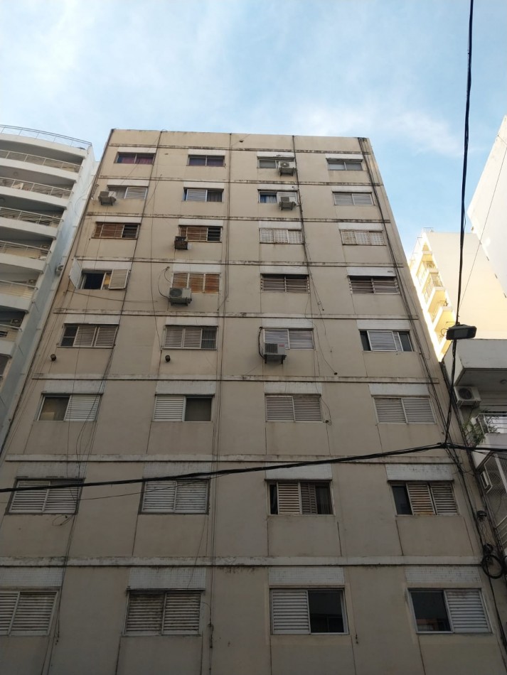 Departamento 2 Dormitorios - Guemes 2036 1° piso con patio a metros del Rio y Boulevares