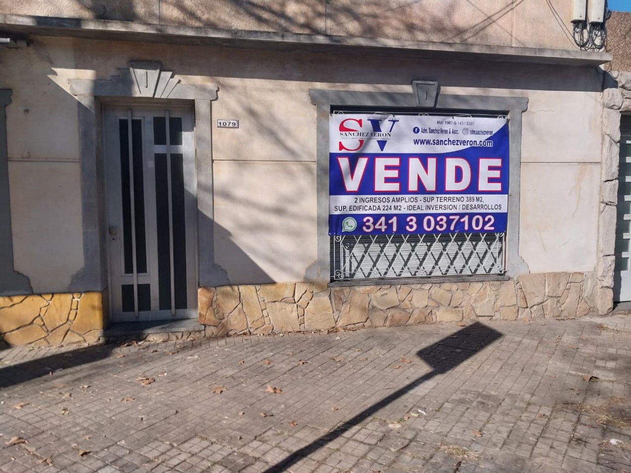 3 Propiedades (2 casas mas terreno) mas local comercial 2 ingresos en un mismo terreno de 389 m2 en 