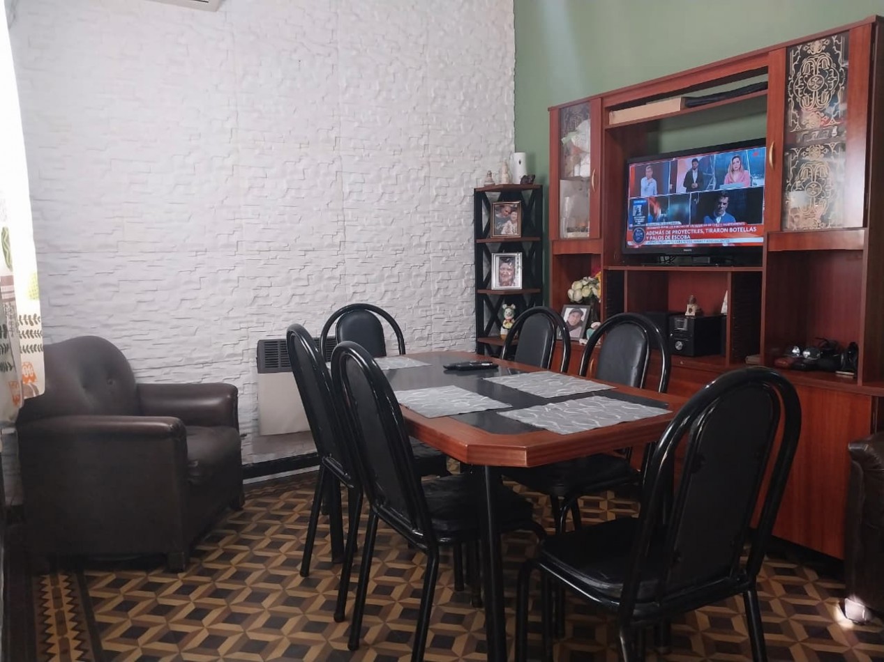 3 Propiedades (2 casas mas terreno) mas local comercial 2 ingresos en un mismo terreno de 389 m2 en 