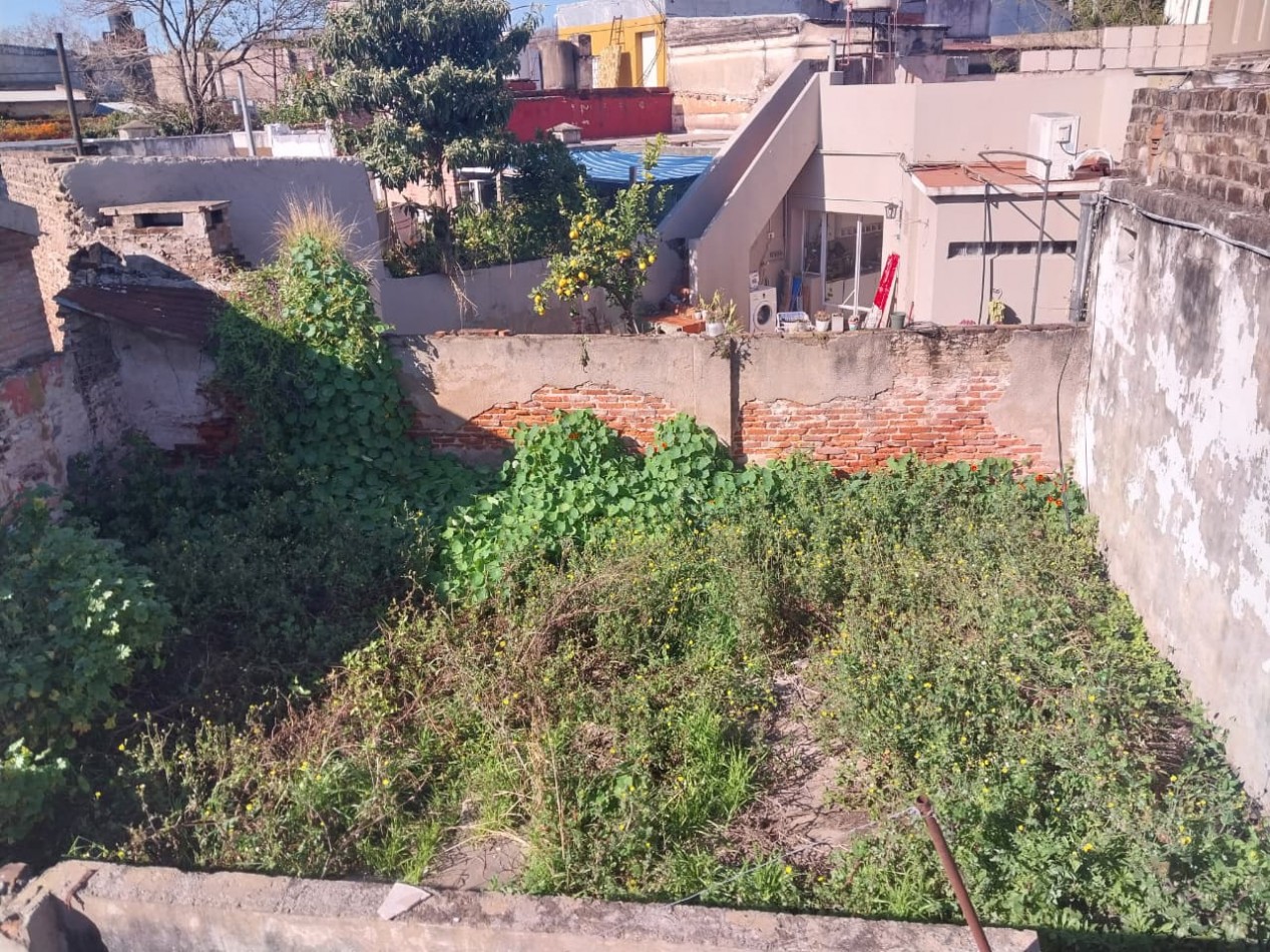 3 Propiedades (2 casas mas terreno) mas local comercial 2 ingresos en un mismo terreno de 389 m2 en 