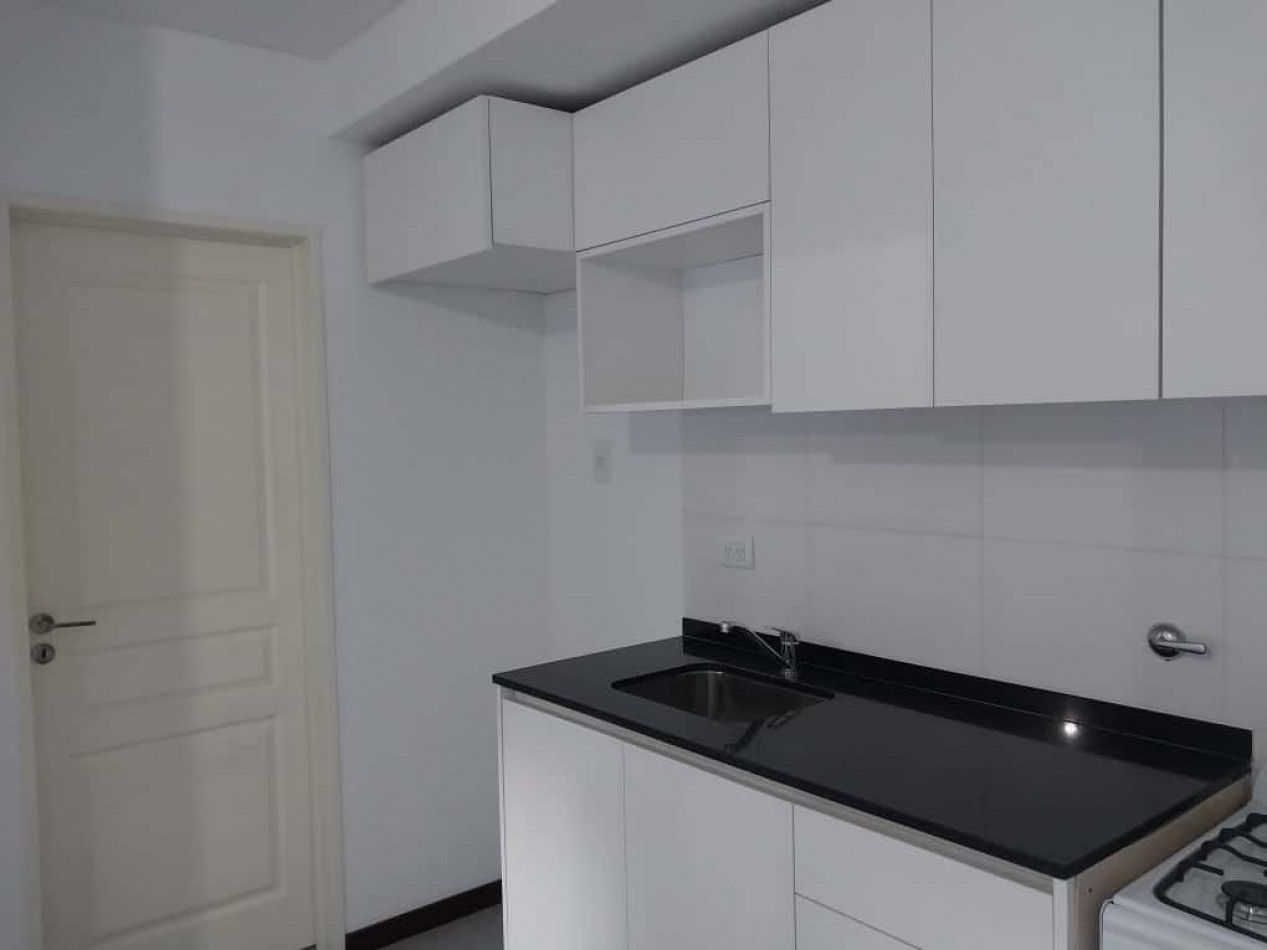 Departamento 1 dormitorio a estrenar con patio FINANCIACION CUOTAS  excelente ubicacion Facultades 1° piso contrafrente