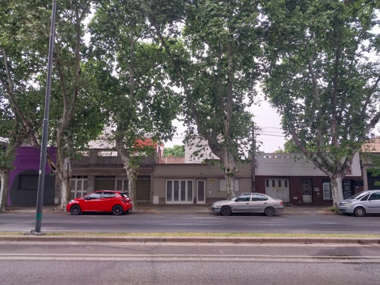 Terreno apto para desarrolladoras emprendimiento edilicio en altura altura maxima exceptiva PB. MAS 10 PISOS AVELLANEDA AL 1500