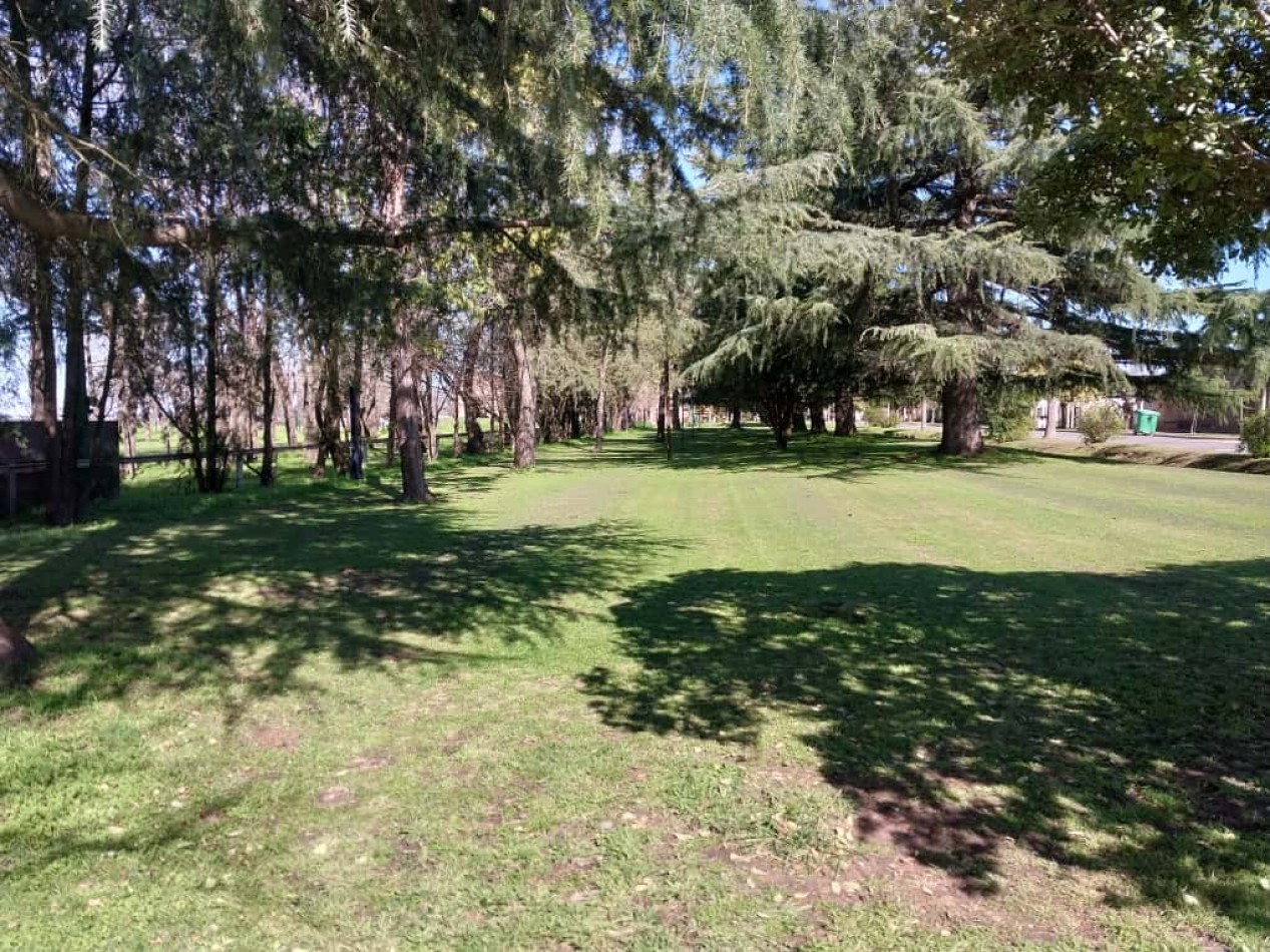 Terrenos de 300 m2 a 500 m2 con una entrega , cuotas fijas  amplia financiacion  en pesos - se Acepta vehiculo en parte de pago