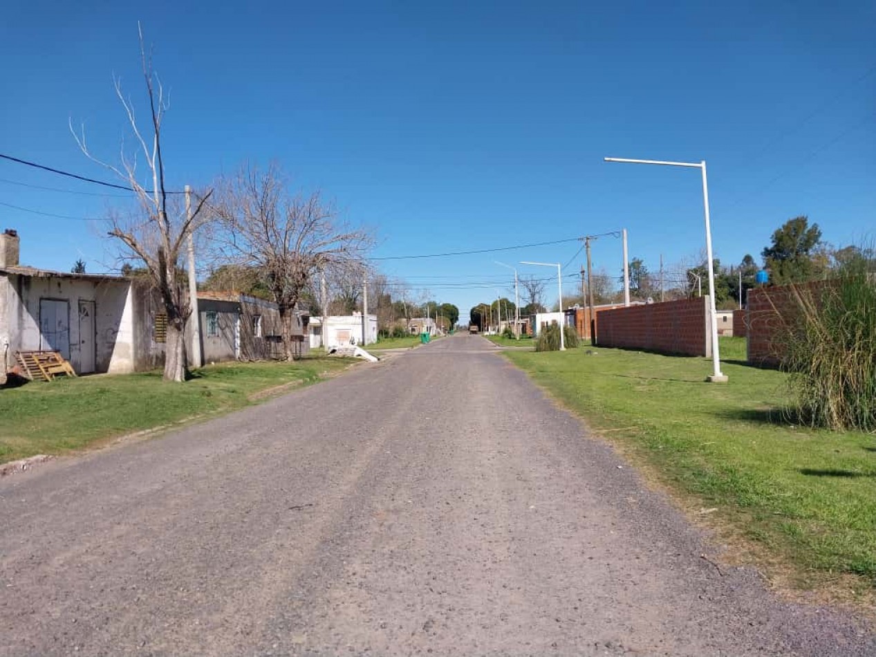 Terrenos de 300 m2 a 500 m2 con una entrega , cuotas fijas  amplia financiacion  en pesos - se Acepta vehiculo en parte de pago