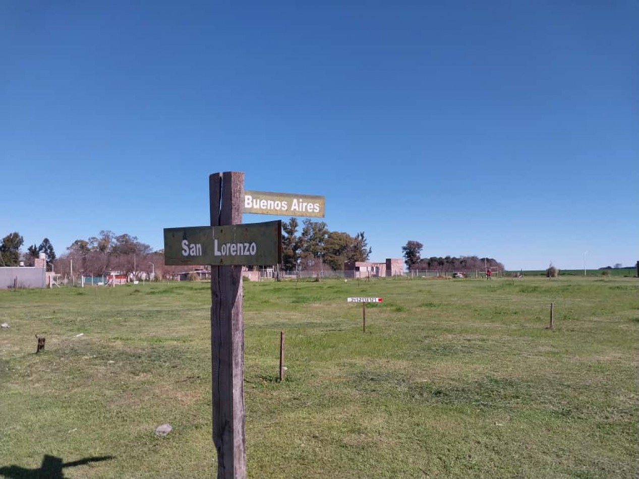 Terrenos de 300 m2 a 500 m2 con una entrega , cuotas fijas  amplia financiacion  en pesos - se Acepta vehiculo en parte de pago