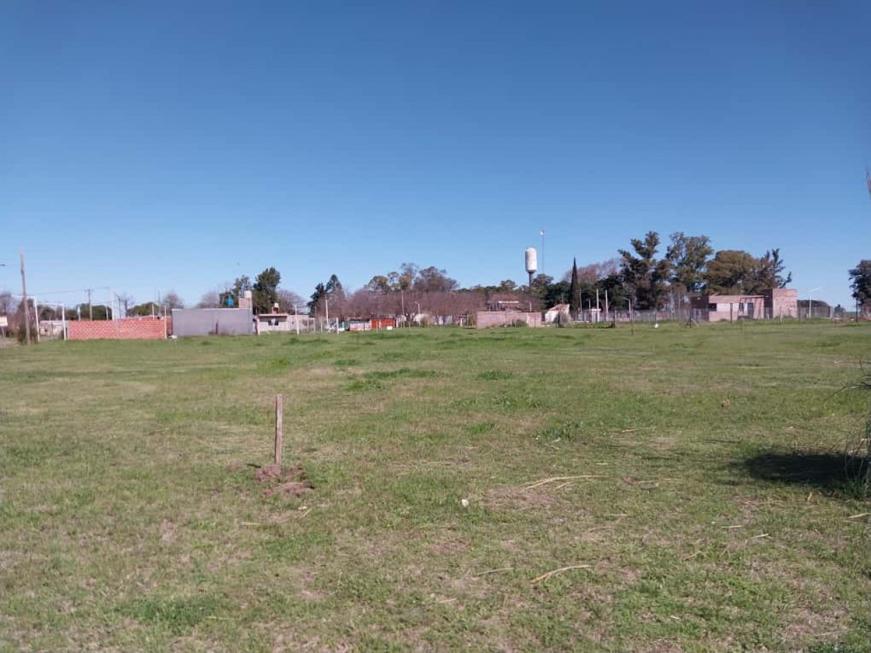 Terrenos de 300 m2 a 500 m2 con una entrega , cuotas fijas  amplia financiacion  en pesos - se Acepta vehiculo en parte de pago