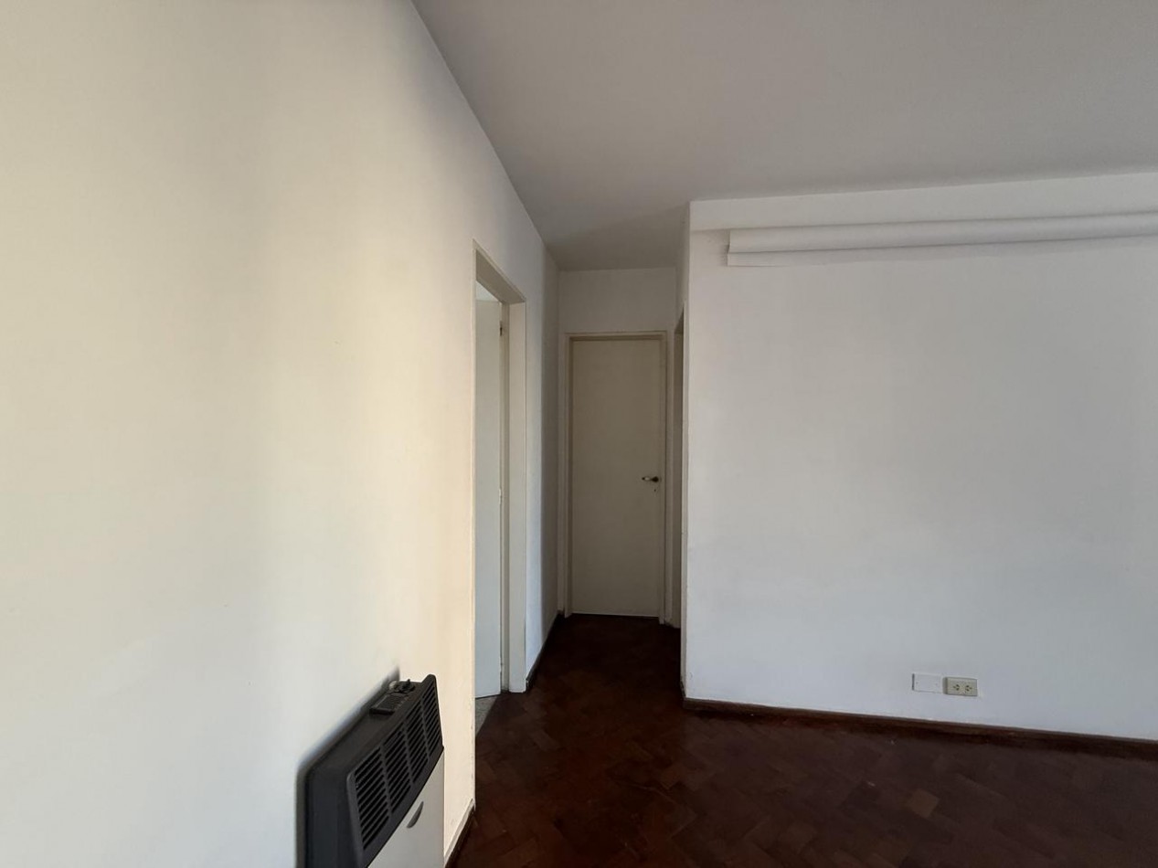 Departamento 1 dormitorio excelente al contrafrente amplia luminosidad y ventilacion España al 400 6to piso