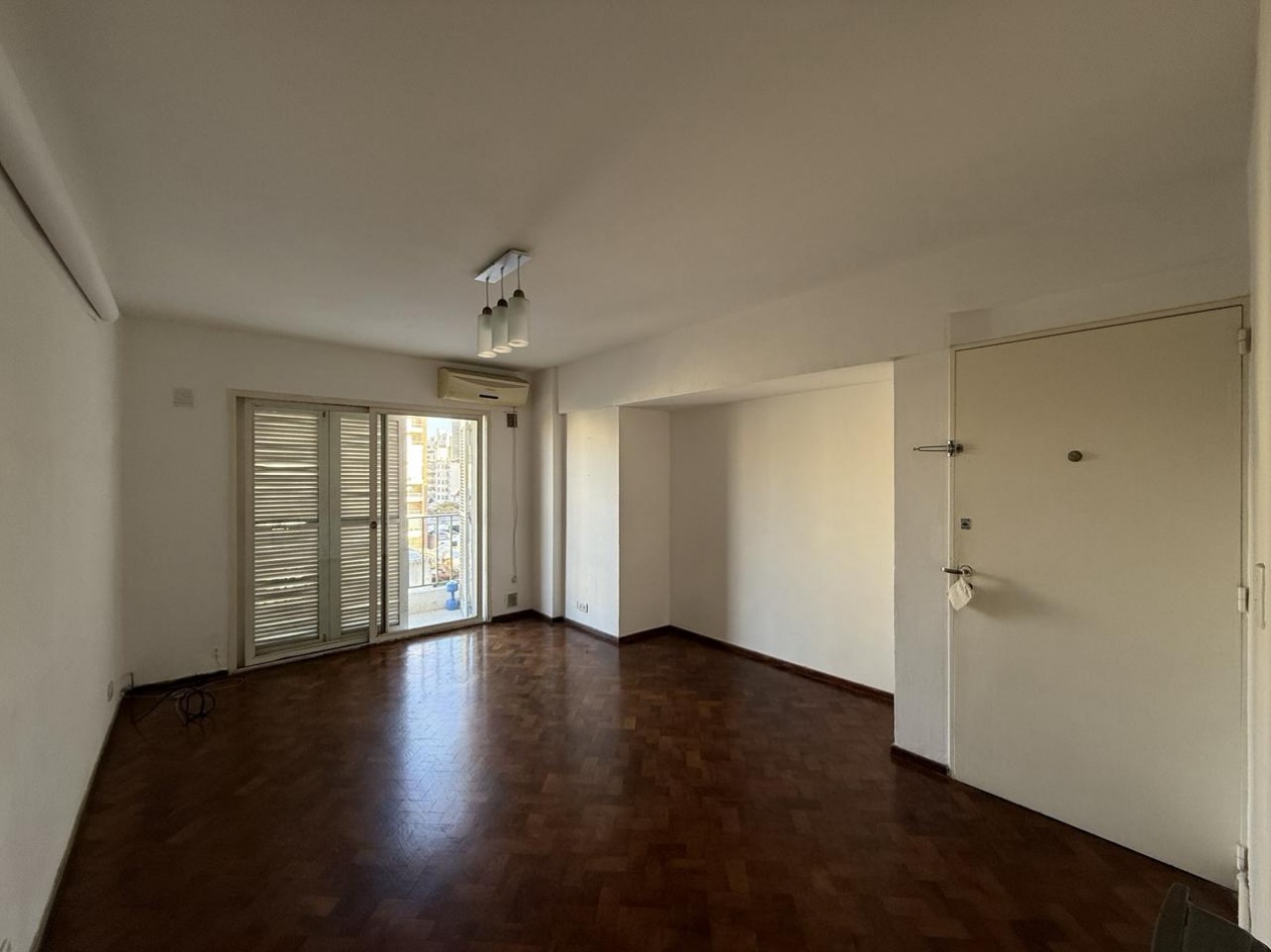 Departamento 1 dormitorio excelente al contrafrente amplia luminosidad y ventilacion España al 400 6to piso