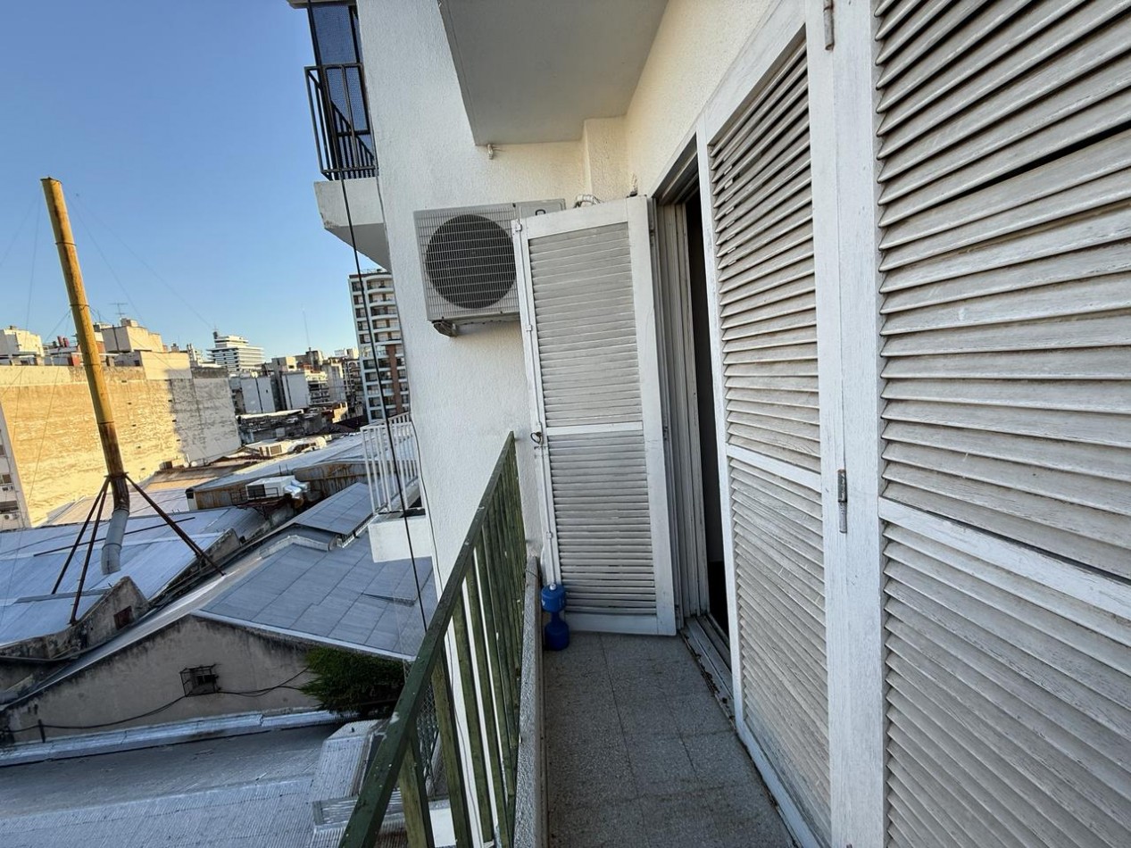 Departamento 1 dormitorio excelente al contrafrente amplia luminosidad y ventilacion España al 400 6to piso