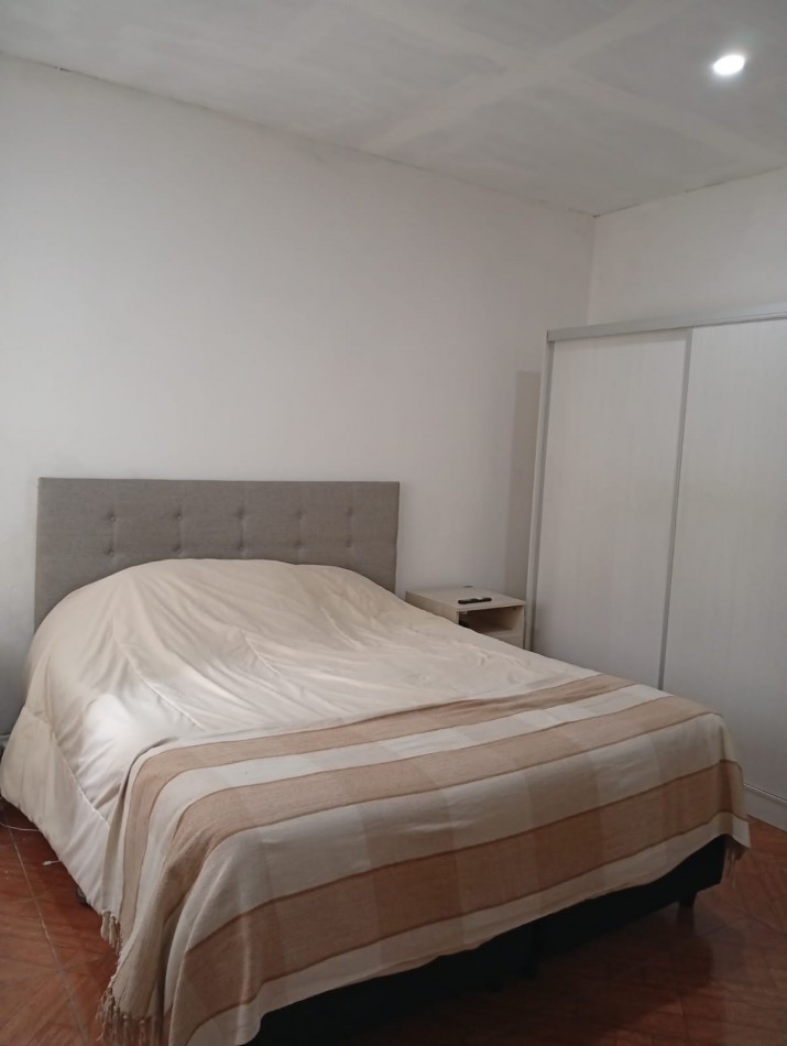 2 Departamentos internos de pasillo unico resuelto en planta baja y alta. reciclado . ideal inversion Zona Norte se escuchan ofertas