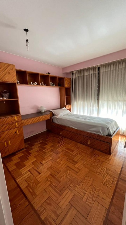 Departamento 3 Dormitorios con Cochera y Baulera inmejorable zona se escuchan ofertas