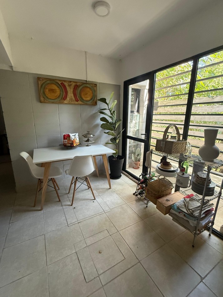 CASA ESTILO FIN DE SEMANA AMOBLADA EN ALQUILER PERMANENTE - CONFORT, PARQUE Y UBICACION ESTRATEGICA