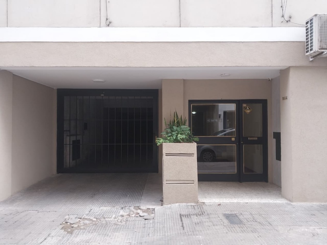 Departamento 2 Dormitorios - Guemes 2036 1° piso con patio a metros del Rio y Boulevares