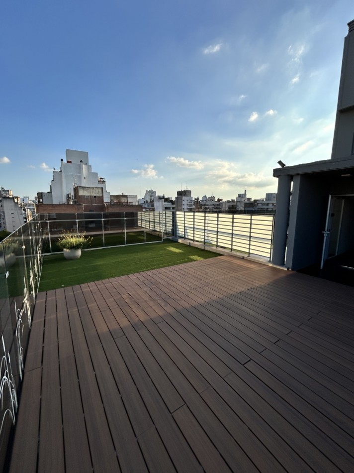  Venta  Semipiso balcones al  frente 2 dormitorios a estrenar 2 balcones  y terraza  exclusiva excelente iluminacion y ventilacion Valor Negociable.