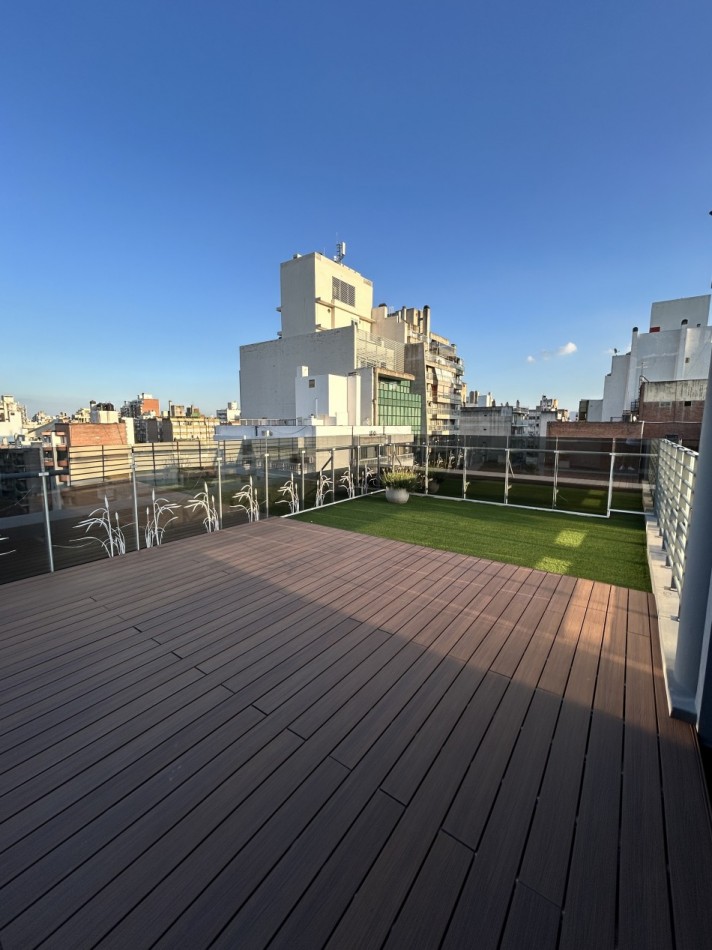  Venta  Semipiso balcones al  frente 2 dormitorios a estrenar 2 balcones  y terraza  exclusiva excelente iluminacion y ventilacion Valor Negociable.